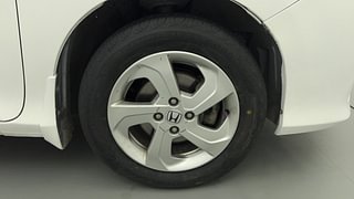 Used 2014 Honda City [2014-2017] V Petrol Manual tyres RIGHT FRONT TYRE RIM VIEW