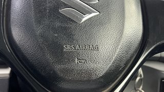 Used 2018 Maruti Suzuki Vitara Brezza [2016-2020] VDi Diesel Manual top_features Airbags