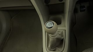 Used 2012 Maruti Suzuki Ertiga [2012-2015] Vxi Petrol Manual interior GEAR  KNOB VIEW