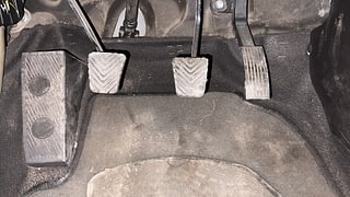 Used 2012 Hyundai Verna [2011-2015] Fluidic 1.6 CRDi SX Diesel Manual interior PEDALS VIEW