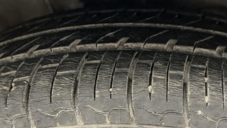Used 2021 Hyundai New Santro 1.1 Sportz MT Petrol Manual tyres RIGHT FRONT TYRE TREAD VIEW