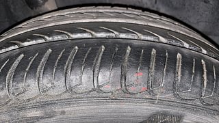 Used 2014 Honda Amaze [2013-2016] 1.2 E i-VTEC Petrol Manual tyres RIGHT REAR TYRE TREAD VIEW