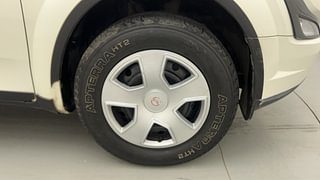 Used 2016 Mahindra XUV500 [2015-2018] W6 Diesel Manual tyres RIGHT FRONT TYRE RIM VIEW