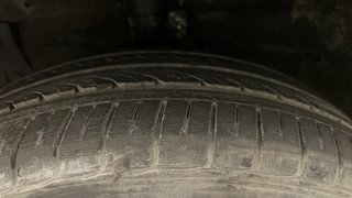 Used 2015 Maruti Suzuki Ciaz [2014-2017] ZXi AT Petrol Automatic tyres LEFT FRONT TYRE TREAD VIEW