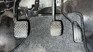 Used 2015 Maruti Suzuki Alto 800 [2012-2016] Lxi Petrol Manual interior PEDALS VIEW