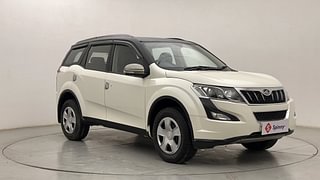 Used 2016 Mahindra XUV500 [2015-2018] W6 Diesel Manual exterior RIGHT FRONT CORNER VIEW