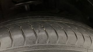 Used 2019 Maruti Suzuki Baleno [2015-2019] Alpha Petrol Petrol Manual tyres RIGHT FRONT TYRE TREAD VIEW