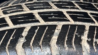 Used 2015 Maruti Suzuki Alto 800 [2012-2016] Lxi Petrol Manual tyres RIGHT FRONT TYRE TREAD VIEW