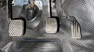 Used 2016 Maruti Suzuki Alto 800 [2016-2019] VXI (O) Petrol Manual interior PEDALS VIEW
