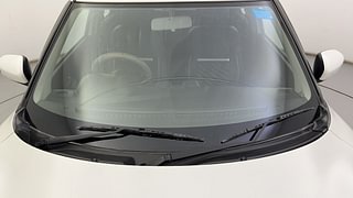 Used 2020 Maruti Suzuki Swift [2017-2021] ZXi AMT Petrol Automatic exterior FRONT WINDSHIELD VIEW