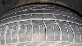 Used 2017 Tata Nexon [2017-2020] XZ Plus Petrol Petrol Manual tyres RIGHT REAR TYRE TREAD VIEW