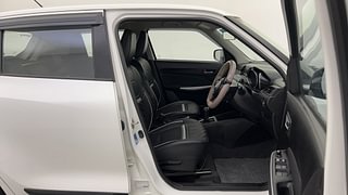 Used 2020 Maruti Suzuki Swift [2017-2021] ZXi AMT Petrol Automatic interior RIGHT SIDE FRONT DOOR CABIN VIEW