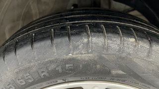 Used 2020 Maruti Suzuki Swift [2017-2021] ZXi AMT Petrol Automatic tyres RIGHT FRONT TYRE TREAD VIEW
