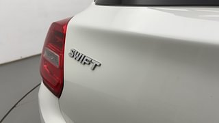 Used 2020 Maruti Suzuki Swift [2017-2021] ZXi AMT Petrol Automatic dents MINOR SCRATCH