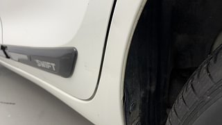 Used 2020 Maruti Suzuki Swift [2017-2021] ZXi AMT Petrol Automatic dents MINOR SCRATCH