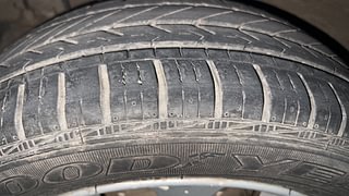 Used 2014 Hyundai Grand i10 [2013-2017] Asta AT 1.2 Kappa VTVT Petrol Automatic tyres RIGHT REAR TYRE TREAD VIEW