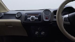 Used 2012 Honda Brio [2011-2016] S MT Petrol Manual top_features Integrated (in-dash) music system
