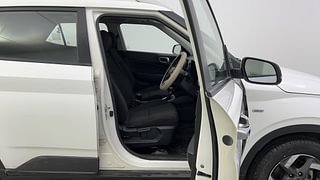 Used 2019 Hyundai Venue [2019-2022] SX Plus 1.0 Turbo DCT Petrol Automatic interior RIGHT SIDE FRONT DOOR CABIN VIEW