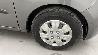 Used 2010 Hyundai i10 [2010-2016] Magna 1.2 Petrol Petrol Manual tyres RIGHT FRONT TYRE RIM VIEW