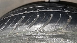 Used 2012 Hyundai i10 [2010-2016] Magna 1.2 Petrol Petrol Manual tyres RIGHT FRONT TYRE TREAD VIEW