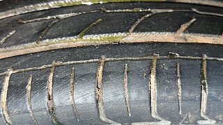 Used 2015 Maruti Suzuki Alto K10 [2014-2019] VXi (O) Petrol Manual tyres LEFT FRONT TYRE TREAD VIEW