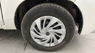 Used 2022 Maruti Suzuki Alto 800 LXi (O) Petrol Manual tyres RIGHT FRONT TYRE RIM VIEW