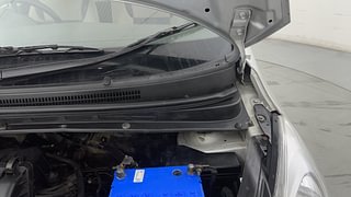 Used 2012 Hyundai i10 [2010-2016] Magna 1.2 Petrol Petrol Manual engine ENGINE LEFT SIDE HINGE & APRON VIEW