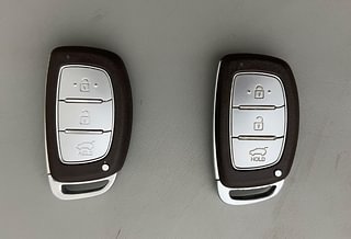 Used 2014 Hyundai Grand i10 [2013-2017] Asta AT 1.2 Kappa VTVT Petrol Automatic extra CAR KEY VIEW