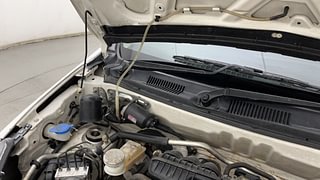 Used 2022 Maruti Suzuki Alto 800 LXi (O) Petrol Manual engine ENGINE RIGHT SIDE HINGE & APRON VIEW