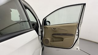Used 2013 Honda Amaze [2013-2016] 1.2 S i-VTEC Petrol Manual interior RIGHT FRONT DOOR OPEN VIEW