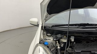 Used 2013 Honda Amaze [2013-2016] 1.2 S i-VTEC Petrol Manual engine ENGINE RIGHT SIDE HINGE & APRON VIEW