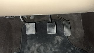 Used 2010 Hyundai i10 [2010-2016] Magna 1.2 Petrol Petrol Manual interior PEDALS VIEW