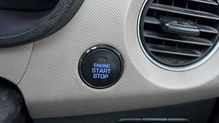 Used 2014 Hyundai Grand i10 [2013-2017] Asta AT 1.2 Kappa VTVT Petrol Automatic top_features Keyless start
