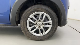 Used 2022 Renault Triber RXL Petrol Manual tyres RIGHT FRONT TYRE RIM VIEW