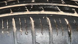 Used 2022 Renault Triber RXL Petrol Manual tyres LEFT FRONT TYRE TREAD VIEW
