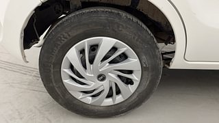 Used 2022 Maruti Suzuki Alto 800 LXi (O) Petrol Manual tyres RIGHT REAR TYRE RIM VIEW