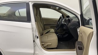 Used 2013 Honda Amaze [2013-2016] 1.2 S i-VTEC Petrol Manual interior RIGHT SIDE FRONT DOOR CABIN VIEW