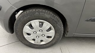 Used 2010 Hyundai i10 [2010-2016] Magna 1.2 Petrol Petrol Manual tyres LEFT FRONT TYRE RIM VIEW