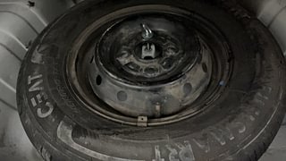 Used 2022 Maruti Suzuki Alto 800 LXi (O) Petrol Manual tyres SPARE TYRE VIEW