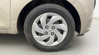 Used 2020 Hyundai New Santro 1.1 Sportz MT Petrol Manual tyres RIGHT FRONT TYRE RIM VIEW