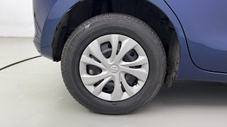 Used 2022 Maruti Suzuki Swift VXI Petrol Manual tyres RIGHT REAR TYRE RIM VIEW