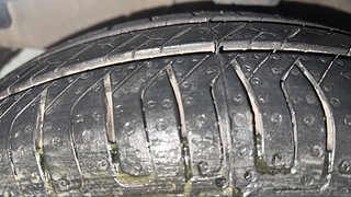 Used 2012 Hyundai i10 [2010-2016] Magna 1.2 Petrol Petrol Manual tyres LEFT FRONT TYRE TREAD VIEW