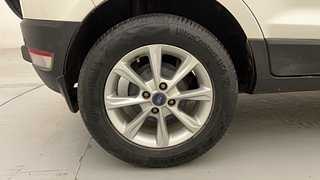 Used 2018 Ford EcoSport [2017-2021] Titanium 1.5L TDCi Diesel Manual tyres RIGHT REAR TYRE RIM VIEW