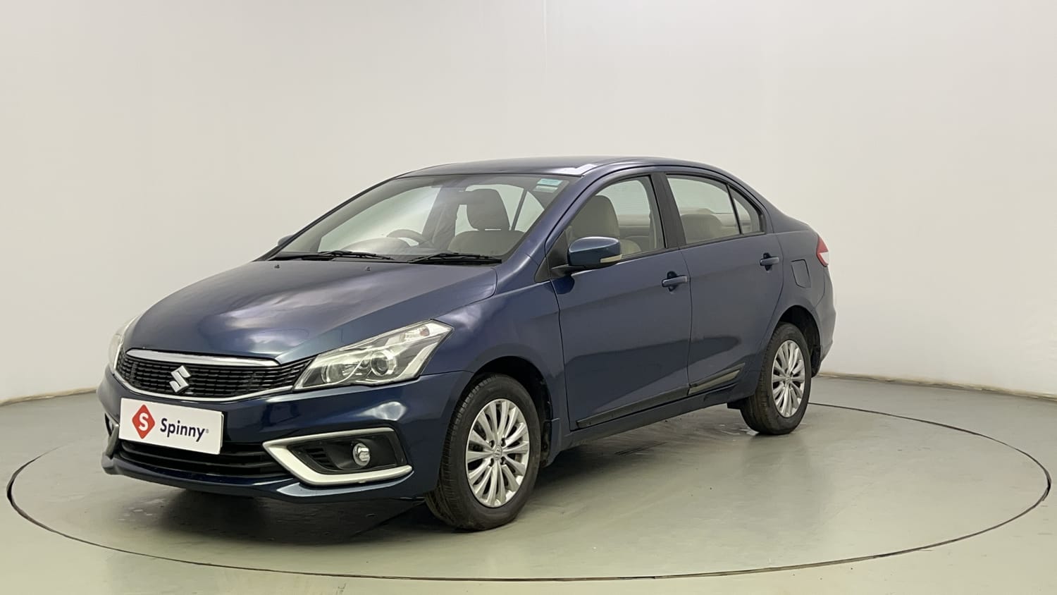 LEFT FRONT CORNER VIEW