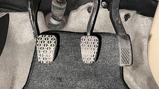 Used 2020 Ford Figo Aspire [2019-2021] Titanium Plus 1.2 Ti-VCT Petrol Manual interior PEDALS VIEW
