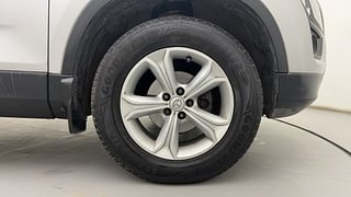 Used 2019 Tata Harrier XT Diesel Manual tyres RIGHT FRONT TYRE RIM VIEW