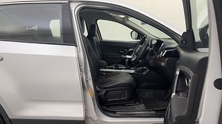 Used 2019 Tata Harrier XT Diesel Manual interior RIGHT SIDE FRONT DOOR CABIN VIEW