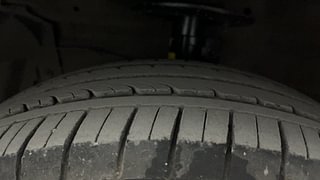 Used 2018 Maruti Suzuki Ciaz [2014-2017] VXi+ AT Petrol Automatic tyres LEFT FRONT TYRE TREAD VIEW