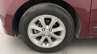 Used 2015 Hyundai Grand i10 [2013-2017] Asta AT 1.2 Kappa VTVT Petrol Automatic tyres LEFT FRONT TYRE RIM VIEW