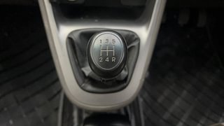 Used 2011 Hyundai i10 [2010-2016] Sportz 1.2 Petrol Petrol Manual interior GEAR  KNOB VIEW